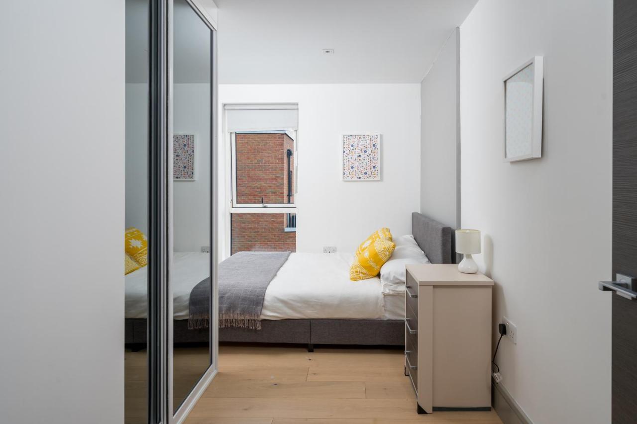 Modern London City Apartment - Victoria Line Exterior photo