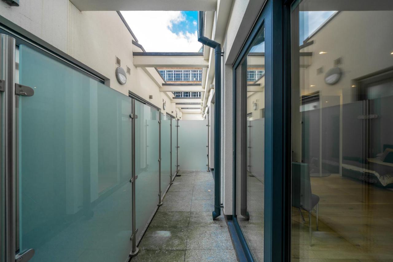 Modern London City Apartment - Victoria Line Exterior photo